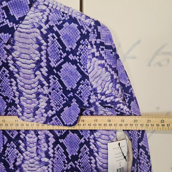 NWT Equipment Femme 100% Silk Slim Signature Shirt Size Small Blue $258 - Picture 6 of 8